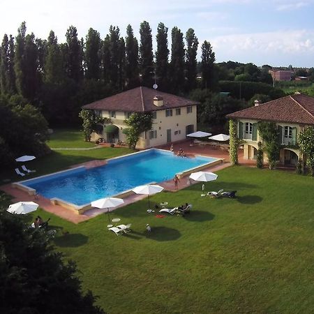 Отель Il Borgo Di Minerva Минербио Экстерьер фото