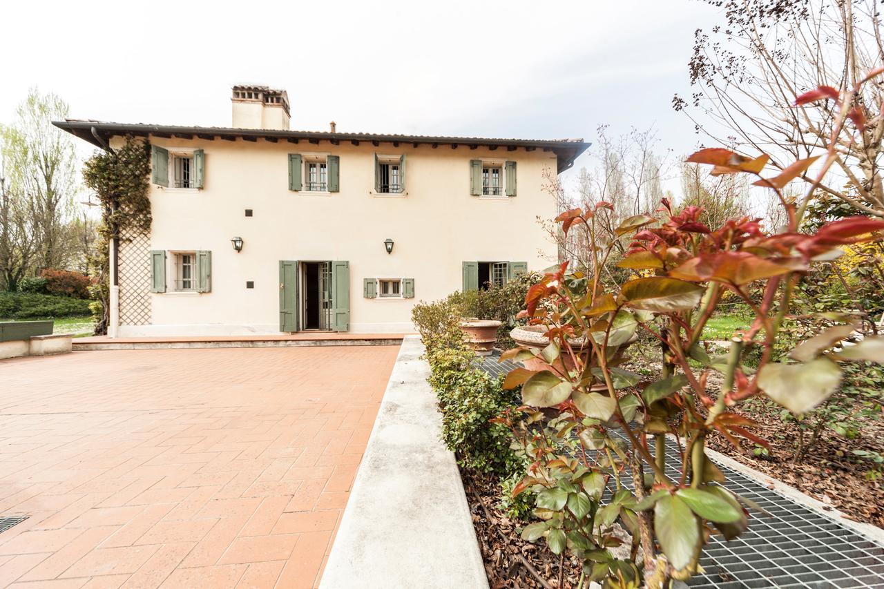 Отель Il Borgo Di Minerva Минербио Экстерьер фото